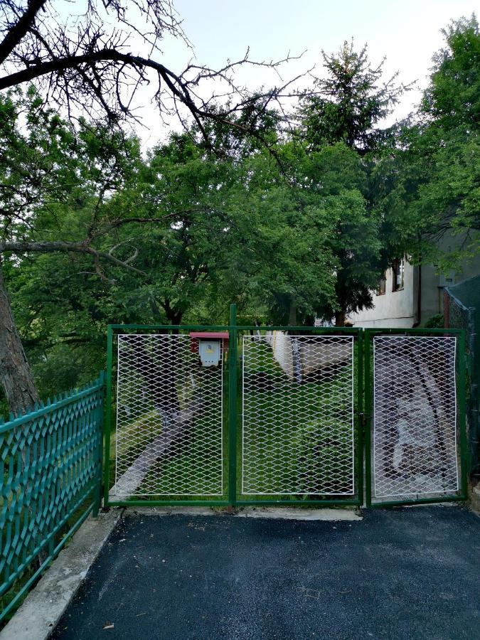 Keep Calm Garden Vila Saraievo Exterior foto